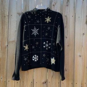 Take 50% OFF- Women’s Sweater, Size-XL